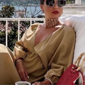 Zara “AMORE” Choker Necklace Hot Item!